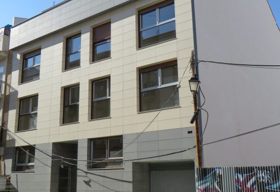 Promoción de 8 viviendas en Calle Cornejo 16